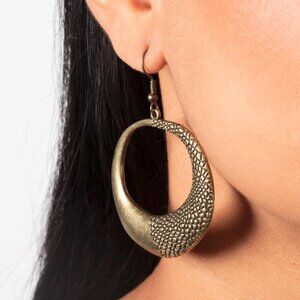 Paparazzi Jewelry Accessories - Downtown Jungle - Brass Earrings - Vintage
